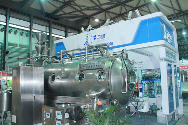 低溫真空帶式干燥機(jī)亮2014世界制藥機(jī)械展會(huì)